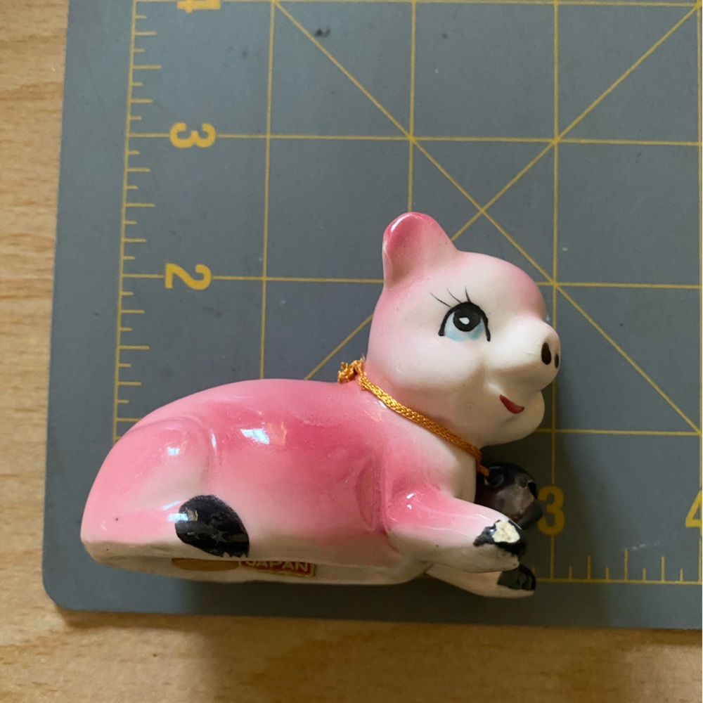 60s anthropomorphic cow & baby cow salt & pepper shakers - bells on neck -Japan - Picture 10 of 11
